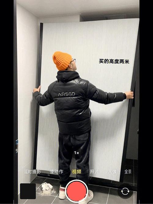 小戶型衛生間巧用隱形淋浴隔斷，輕松省下千元空間與預算